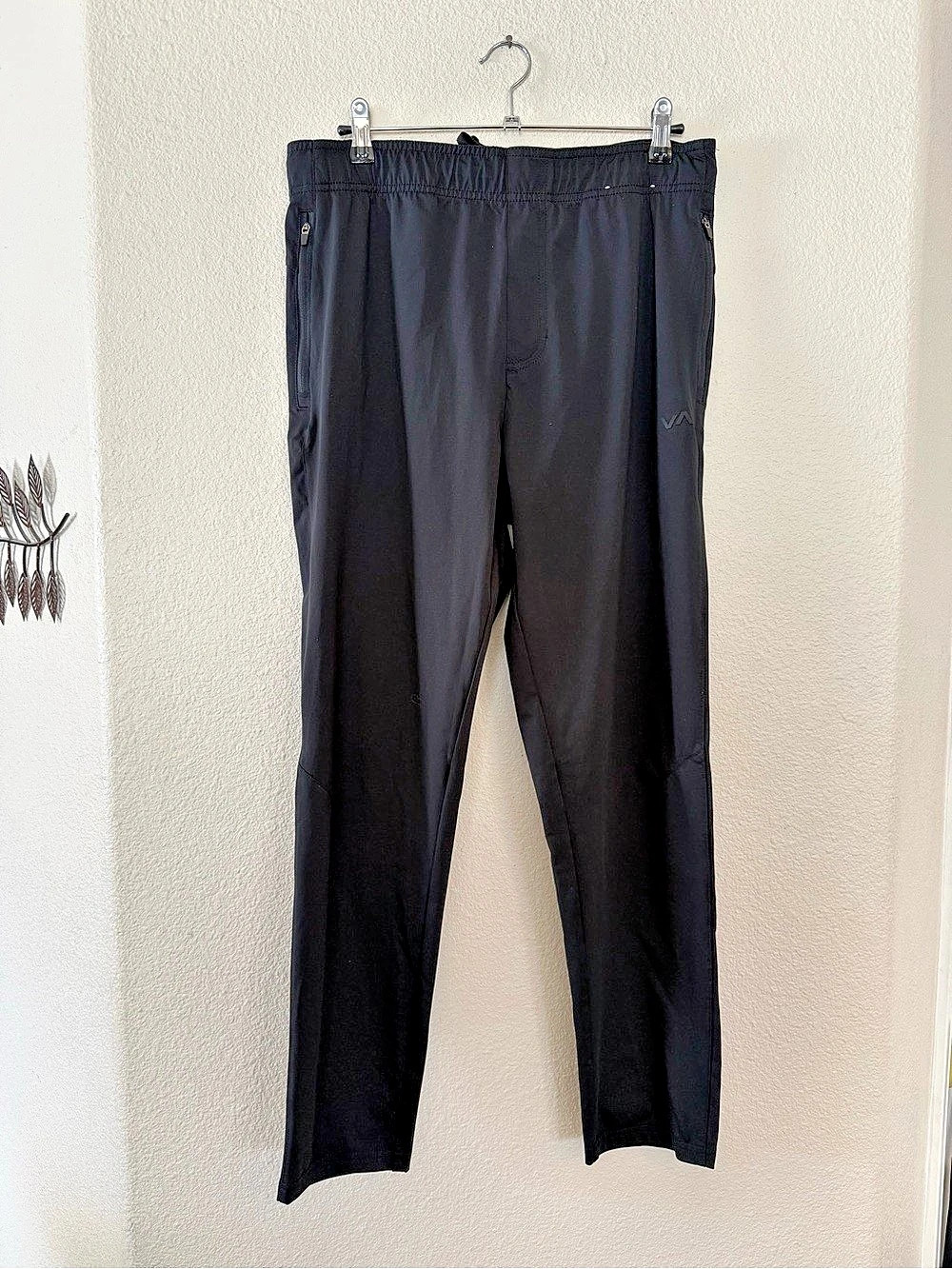 RVCA VA Sport Yogger Track Black Athletic Pants Men’s M